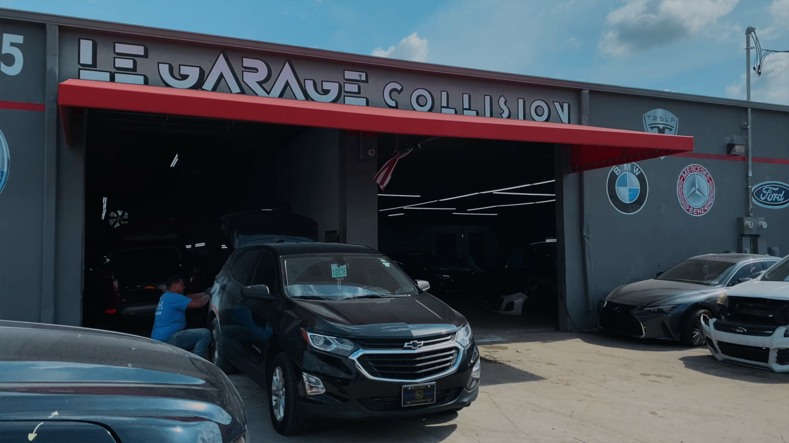 Le Garage Collision